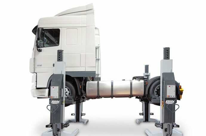 Blitz-Rotary: Radgreifanlage ‚Hydrolift S2‘ für Nutzfahrzeuge