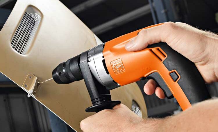 Kabellose Bohrmaschine von Fein mit Lithium-Ionen-Akkus