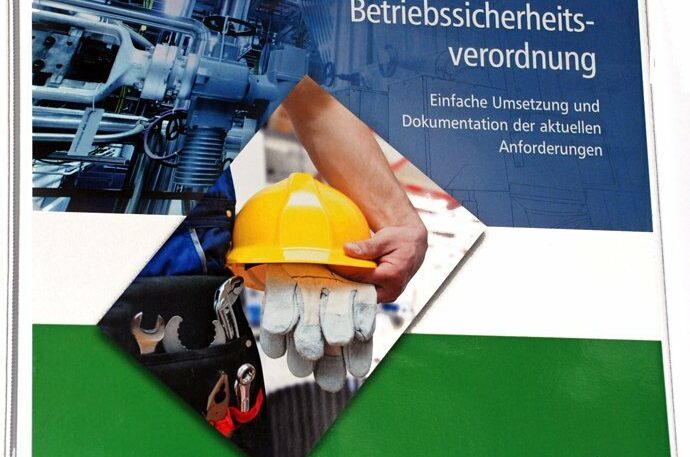 Praxishandbuch: Neue Betriebssicherheitsverordnung 2015 erschienen