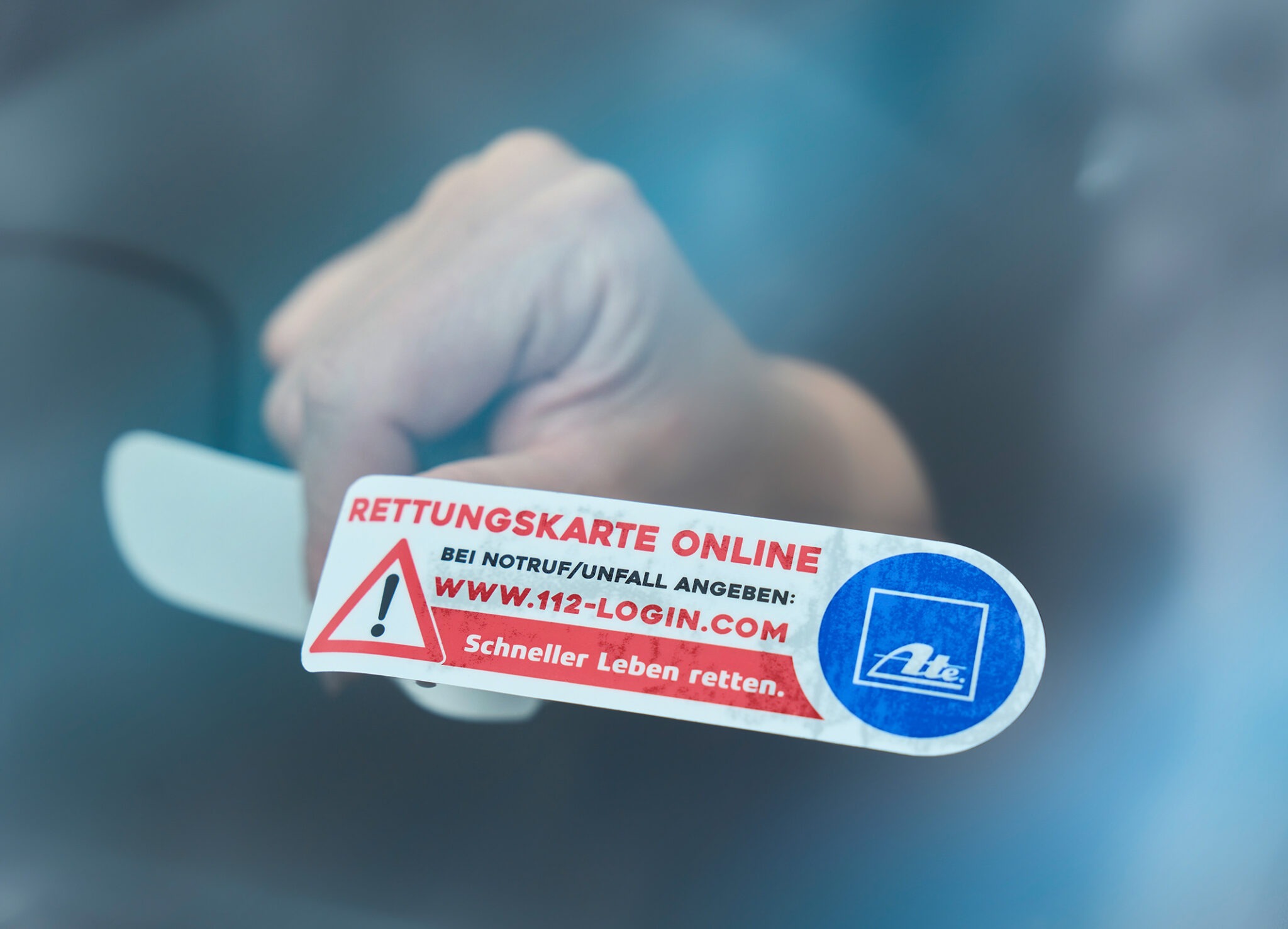 Aufkleber „Die ADAC-Rettungskarte | 100 | 71071003.1
