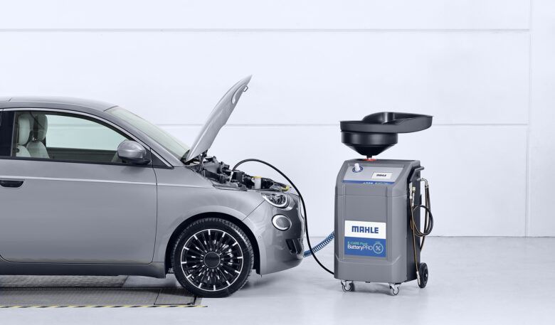 Gerät zum Spülen und Warten von Kühlkreisläufen