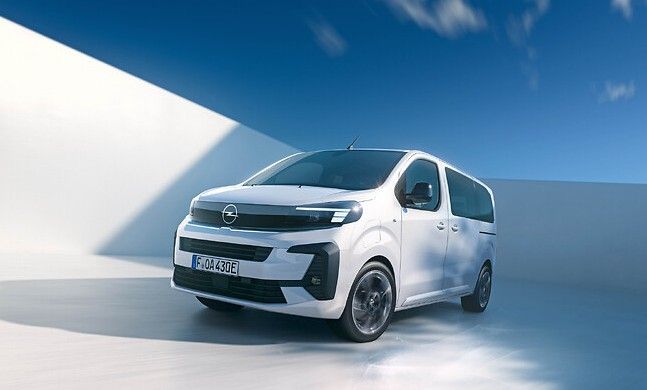 Probleme mit Sitzverschraubung, Sitzairbag, Sicherheitsgurt und Software