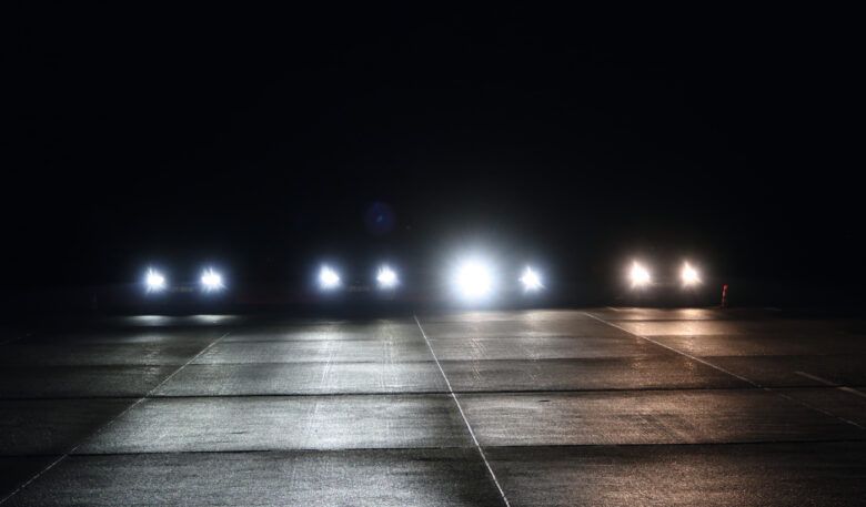 Warum (LED-)Scheinwerfer oft blenden