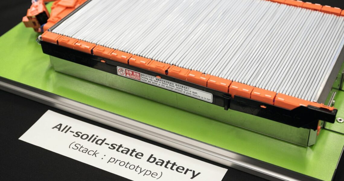 Solid-State-Batterie (Feststoffbatterie)