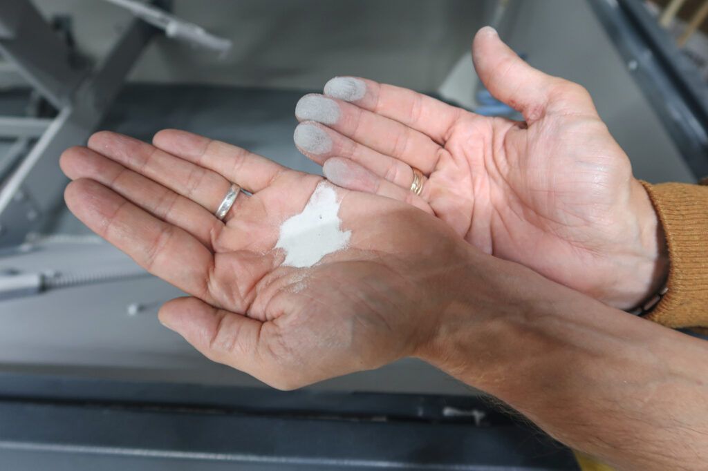 Substrat und Abrieb vom Smart Box Blower