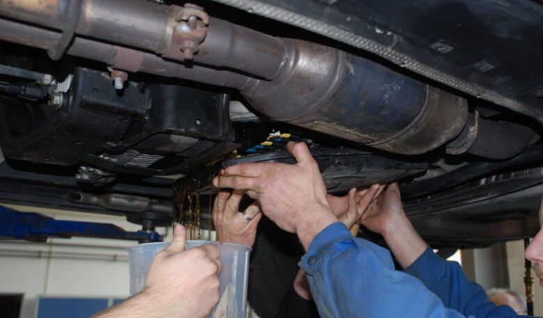 Werkstätten lassen beim Ölservice an Automatikgetrieben Umsatz liegen