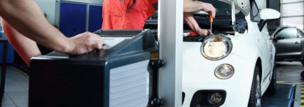 Scheinwerfereinstell-Prüfgeräte – 6 Geräte im Vergleich