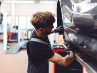 Licht und Schatten bei Kfz-Ausbildung und Bewerbern