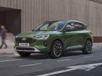 Probleme mit Infotainmentsystem, Hochdruck-Kraftstoffinjektoren und 12-V-AGM-Batterie