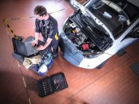 Streitpunkt höhere Stundenverrechnungssätze bei E-Autos