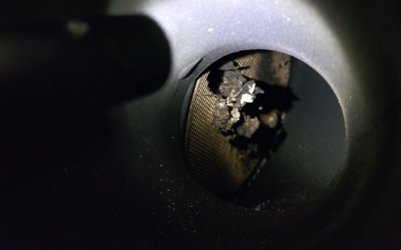 beschädigter Katalysator