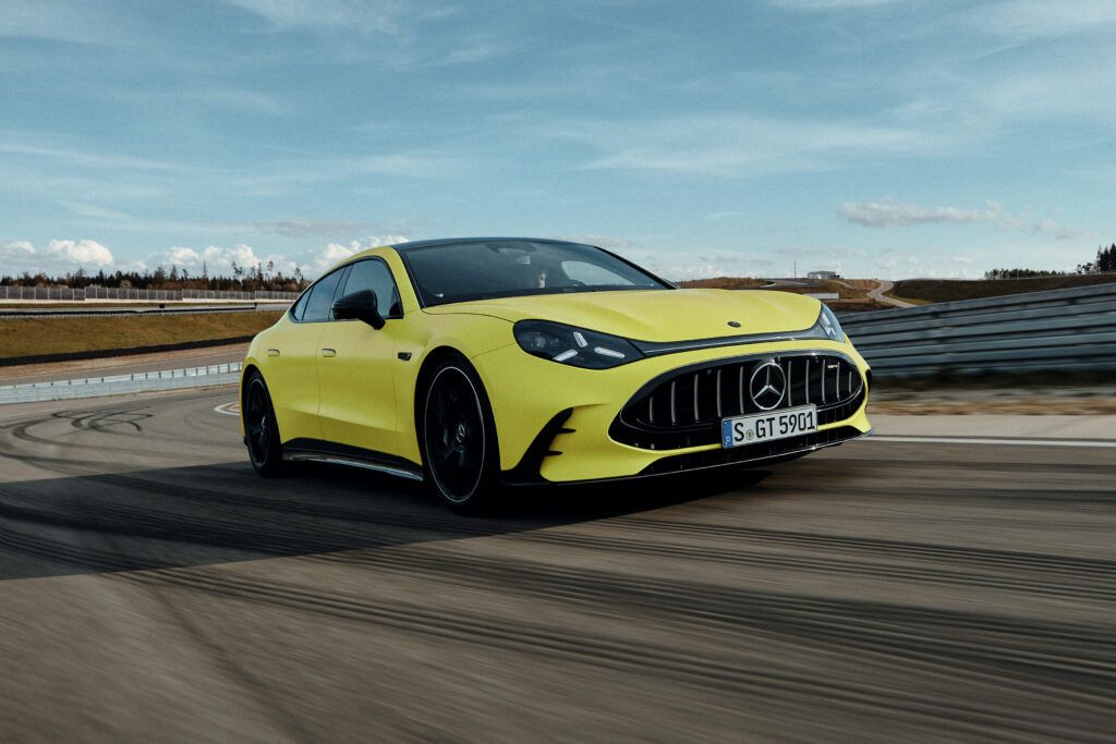 Mercedes-Benz AMG GT 4
