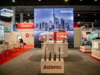 Astemo mit vielen Ersatzteilen und Jubiläum