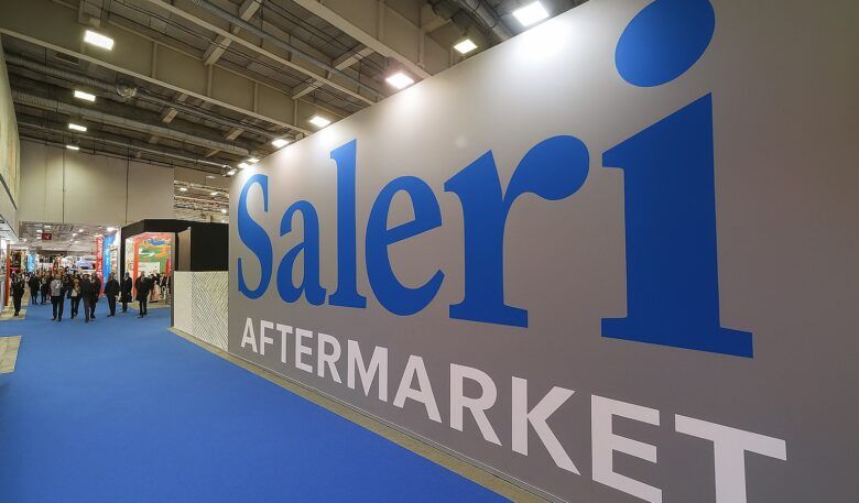 Riemen, Steuerketten und Wasserpumpen bei Saleri