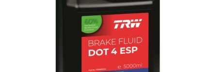 ZF kombiniert HV-Training, KI-Assistent und recycelte Bremsflüssigkeit an einem Stand
